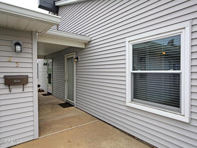 Condo for sale in Brick