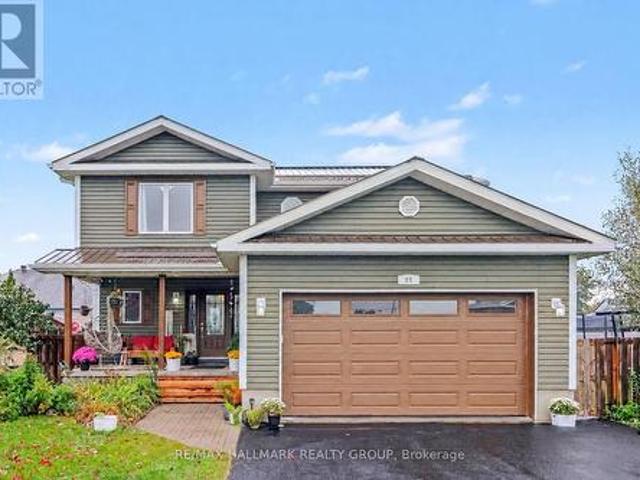 House for sale in Chesterville, North Dundas