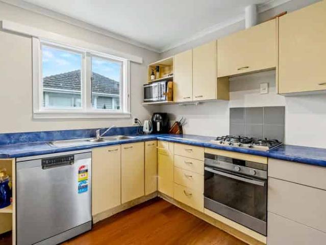 House for rent in Chaslands, Canterbury