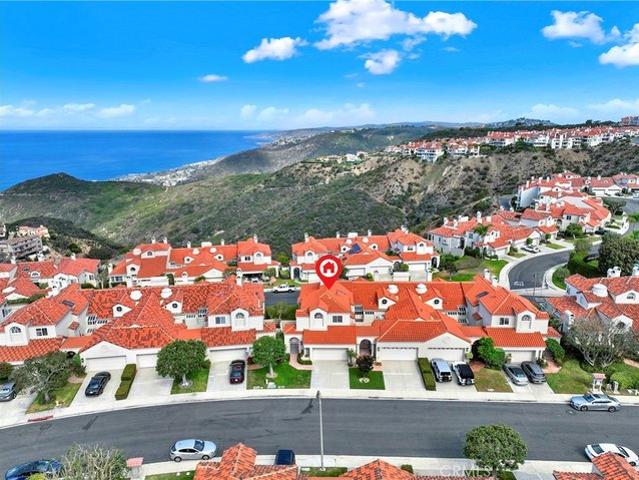 Townhouse for sale in Laguna Niguel, California