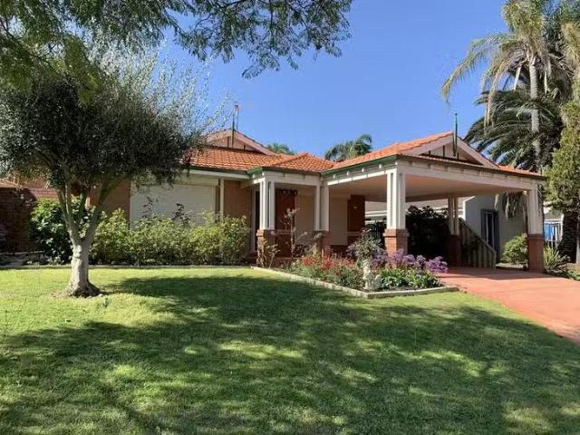 House for rent in Canning Vale, Western Australia