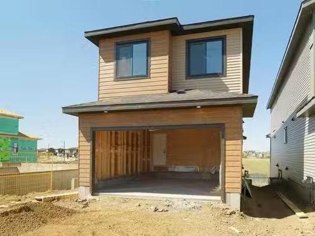 House for sale in Alberta