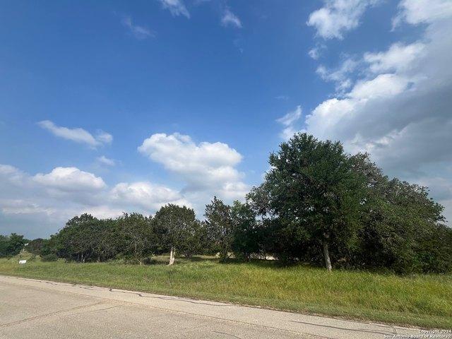 Land for sale in Pipe Creek, Texas