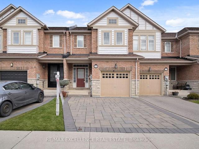 Townhouse for sale in Woburn, Ontario