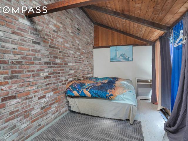 House for sale in West Tisbury, Massachusetts