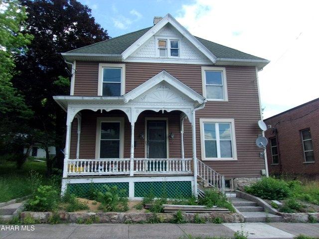 House for sale in Bedford, Pennsylvania
