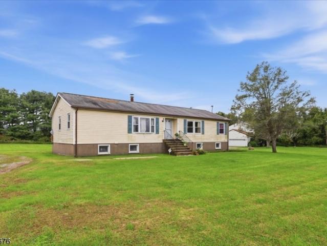 House for sale in Washington Township, Warren County