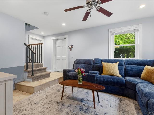 Property for rent in Baldwin Place, New York