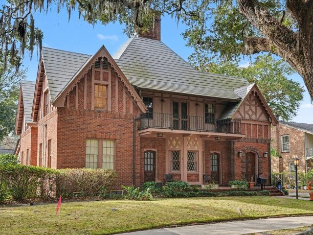 Duplex for sale in Savannah, Georgia