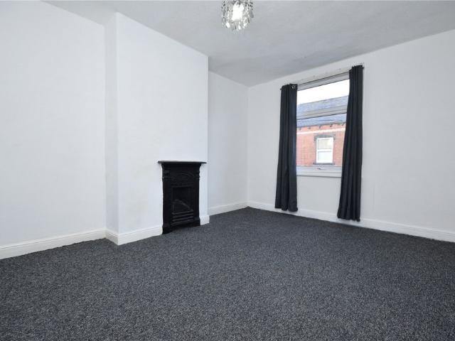 House for rent in Moor End, Leeds