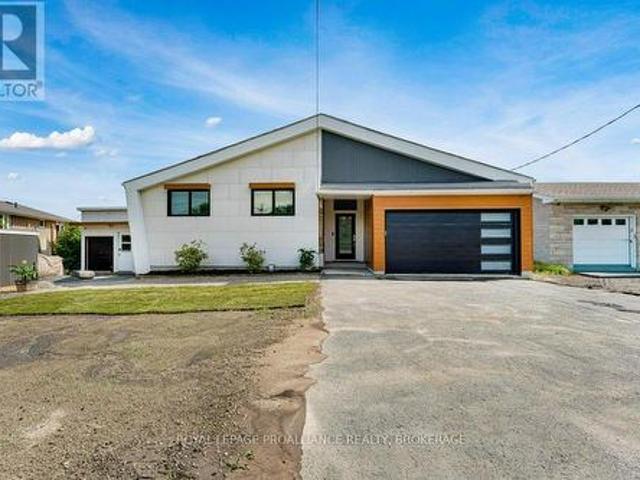 House for sale in Willowbank, Ontario