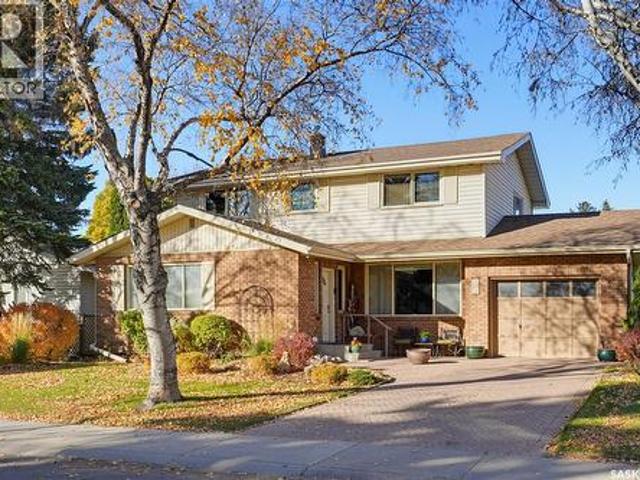House for sale in College Park, Saskatoon