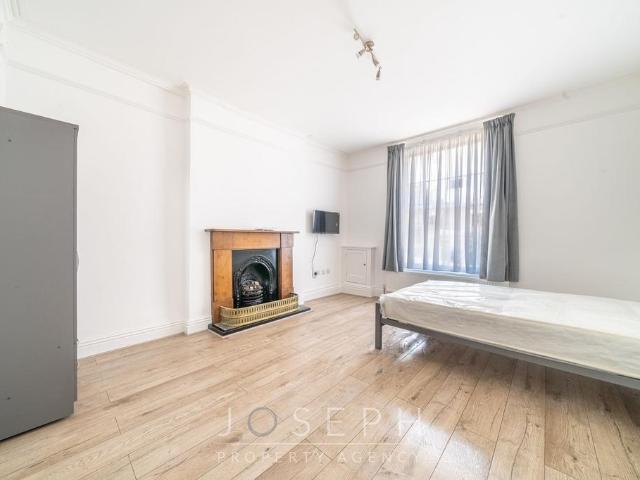 House for rent in Key Street, Suffolk