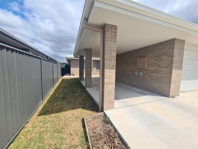 Apartment for rent in Piallamore, New South Wales
