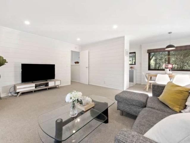 House for sale in Blockhouse Bay