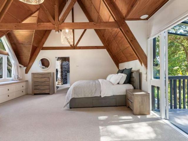 House for sale in Wairau Valley