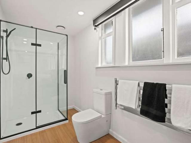 House for sale in Chaslands, Canterbury