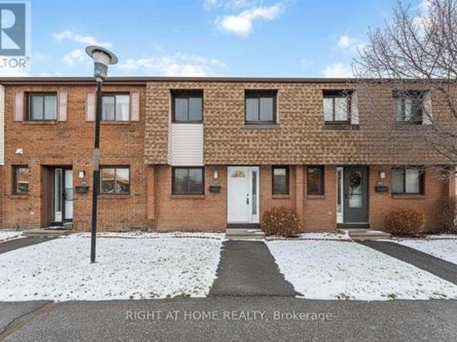 Townhouse for sale in Mulhurst Bay, Ontario