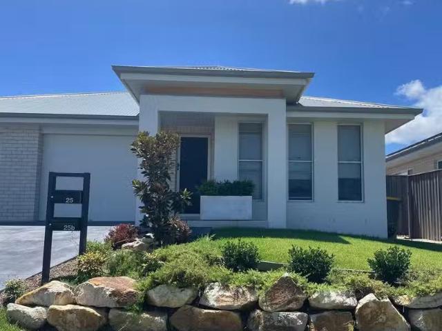 House for rent in Thrumster, New South Wales