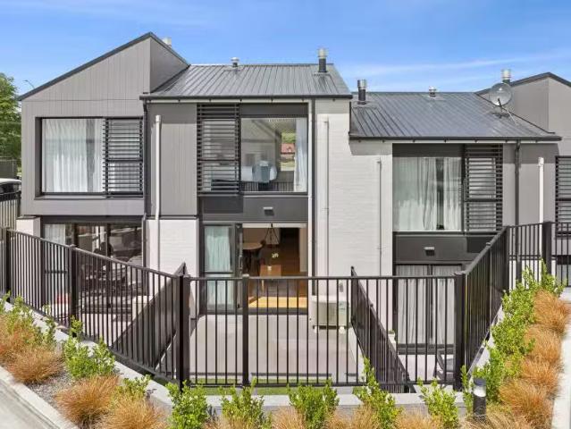 House for sale in Otakou