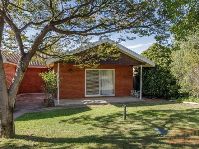 House for rent in Woden, Australian Capital Territory