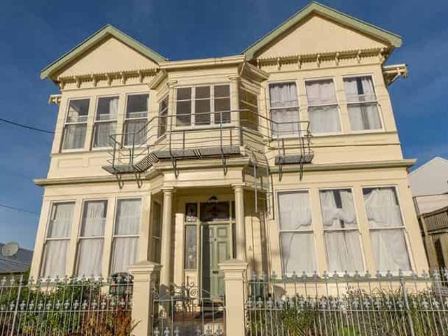 House for rent in Otakou