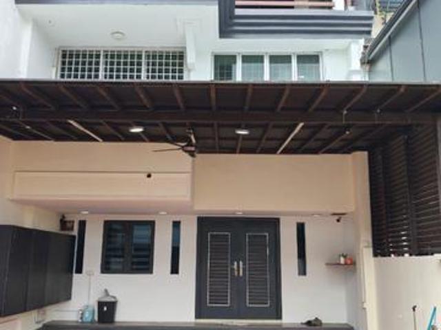 Terraced House for sale in Ulu Tiram, Johor
