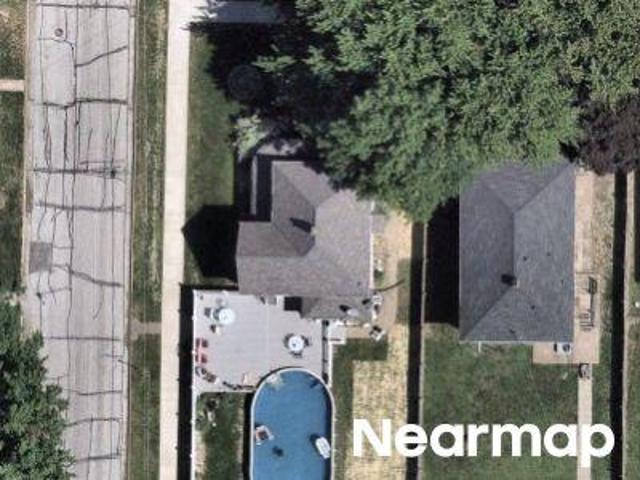 House for sale in Karstens City Line, Moline