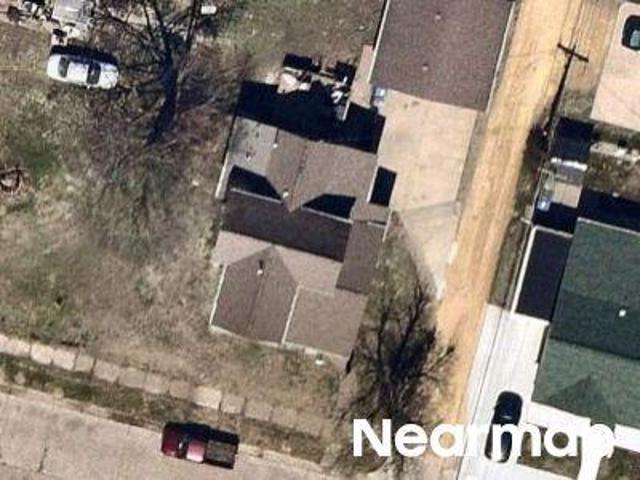 House for sale in Clinton, Iowa