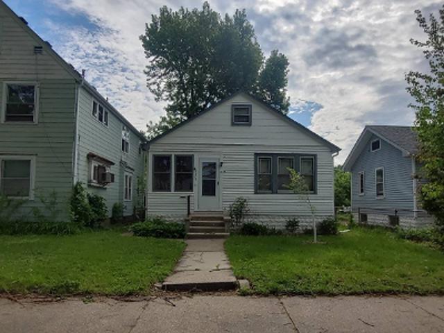 House for sale in Hennepin, Minnesota