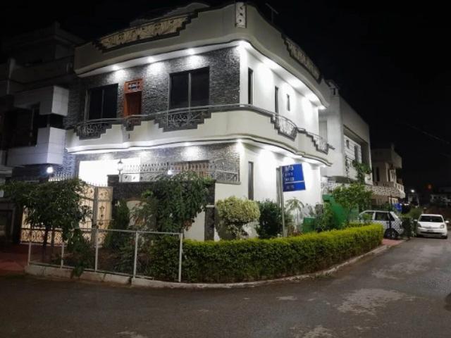 House for sale in جی-13/2, اسلام آباد