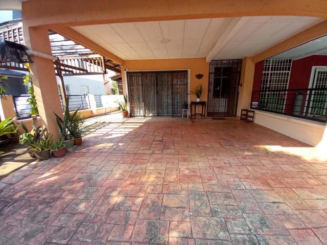 Terraced House for sale in Petaling, Alam Impian