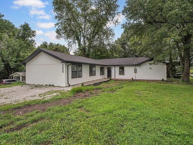 House for sale in Evansville, Indiana