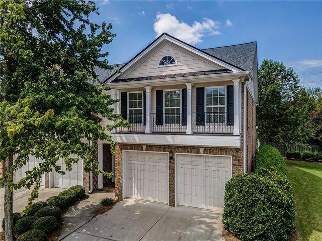 Townhouse for sale in Duluth, Georgia