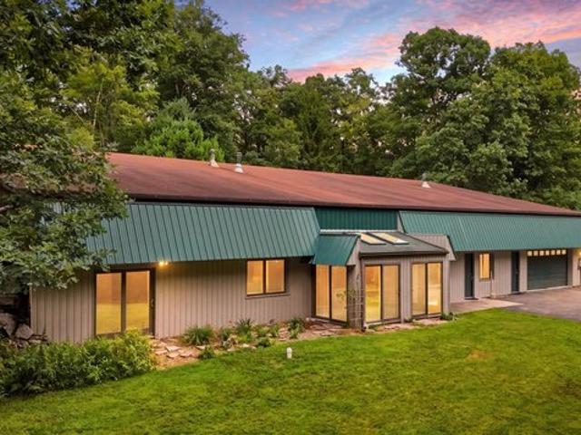House for sale in Hawley, Pennsylvania