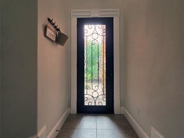 Townhouse for sale in Grand Prairie, Texas