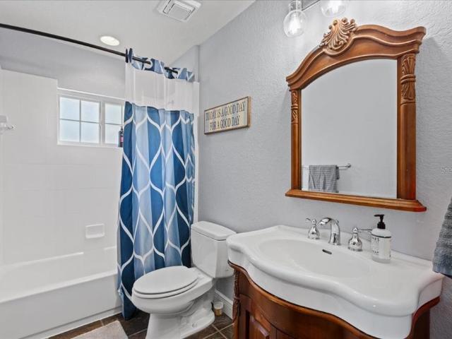 House for sale in Trenton, Florida