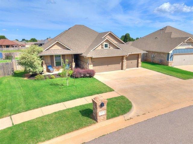 House for sale in Yukon, Oklahoma