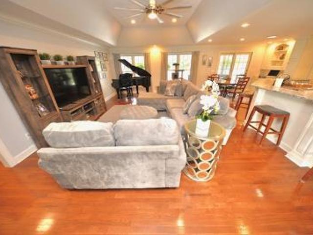 House for sale in Webster Hill Estates, Mount Vernon