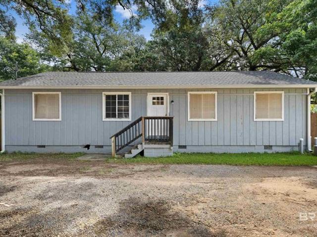 House for sale in Daphne, Alabama