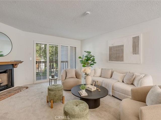 Townhouse for sale in Calabasas, California