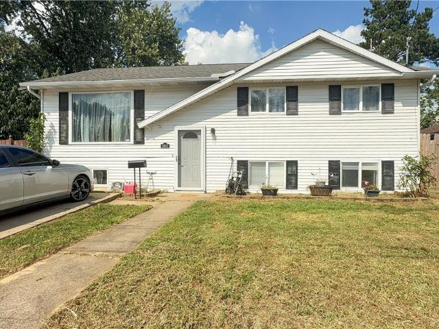 House for sale in Parkersburg, West Virginia