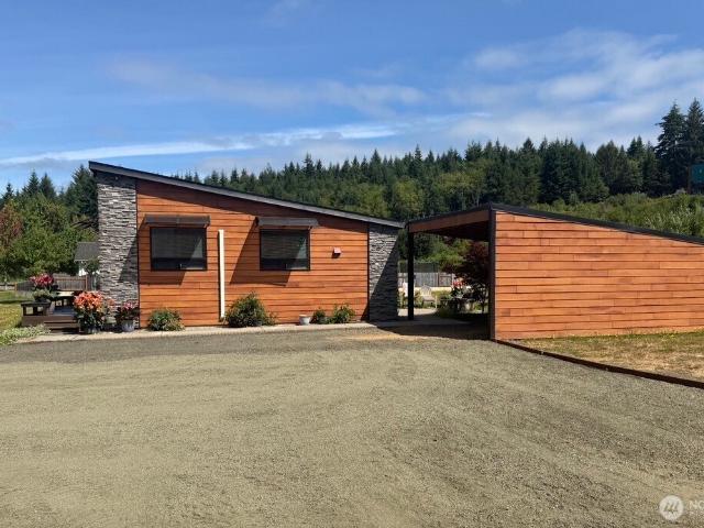 House for sale in Raymond, Washington