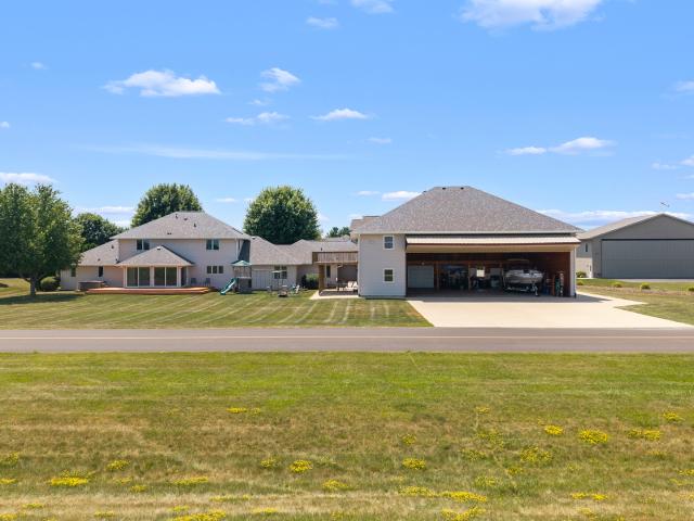 House for sale in Poplar Grove, Illinois