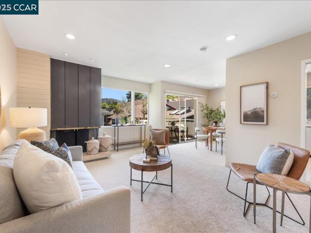 Condo for sale in Berkeley