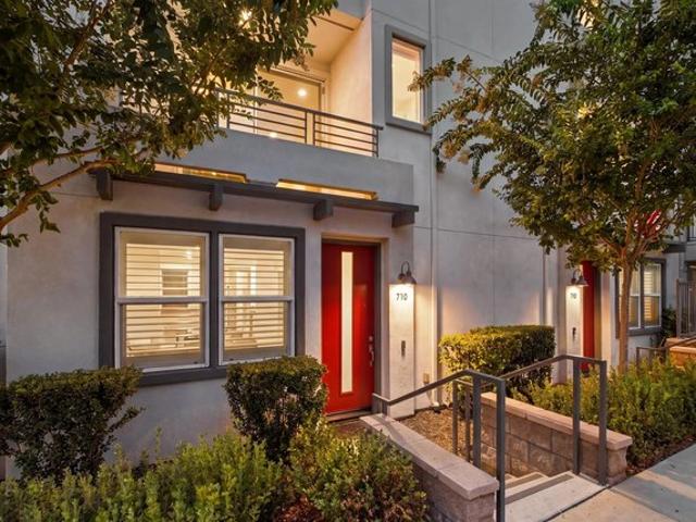 Townhouse for sale in Escondido, California