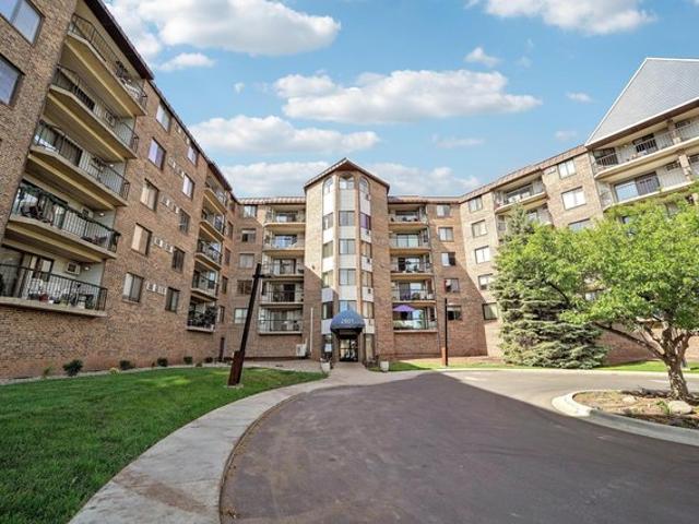 Condo for sale in Hennepin, Minnesota