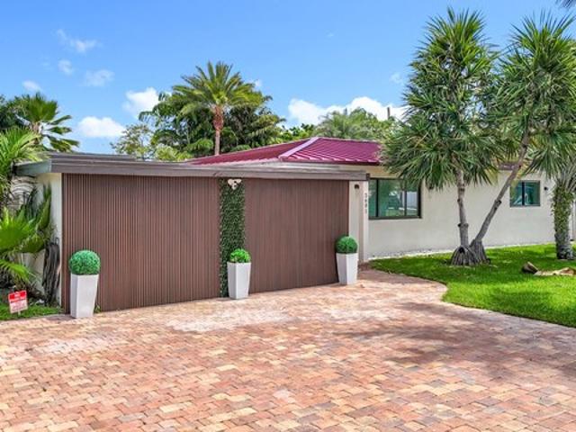 House for sale in Pompano Beach, Florida