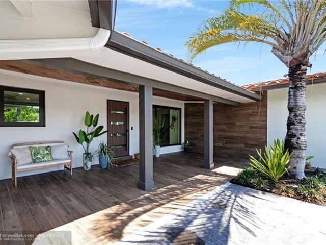 House for sale in Pompano Beach, Florida