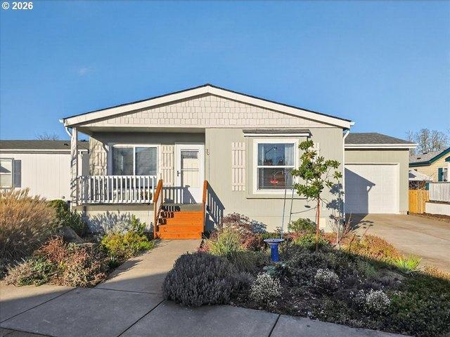 House for sale in Oregonia